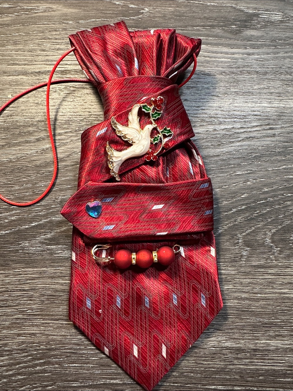 Puritan Red Decorative Necklace Tie with Dove Pin and Bead Accents